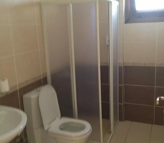 Aparthotel Mengen Konaklari